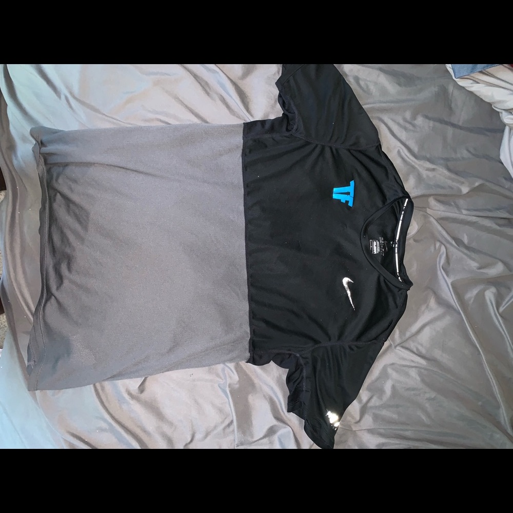 Nike Track and Field Mens Athletic Shirt Size M